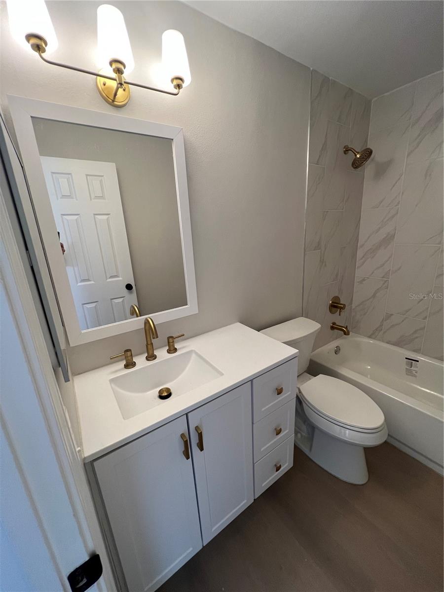2611 PINE LAKE TER #B, SARASOTA, FL, 34237