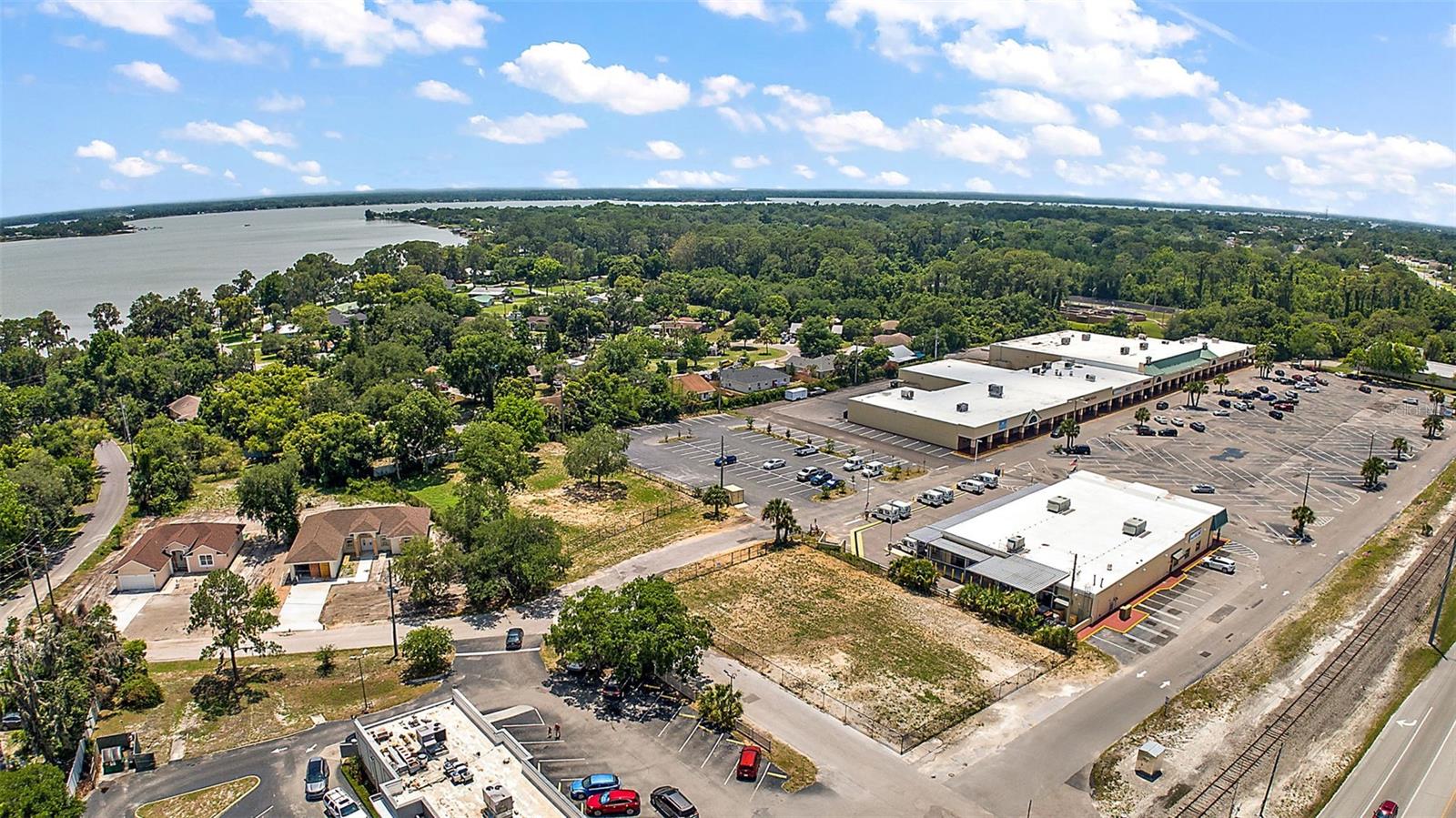 GORDON LN, MOUNT DORA, FL, 32757