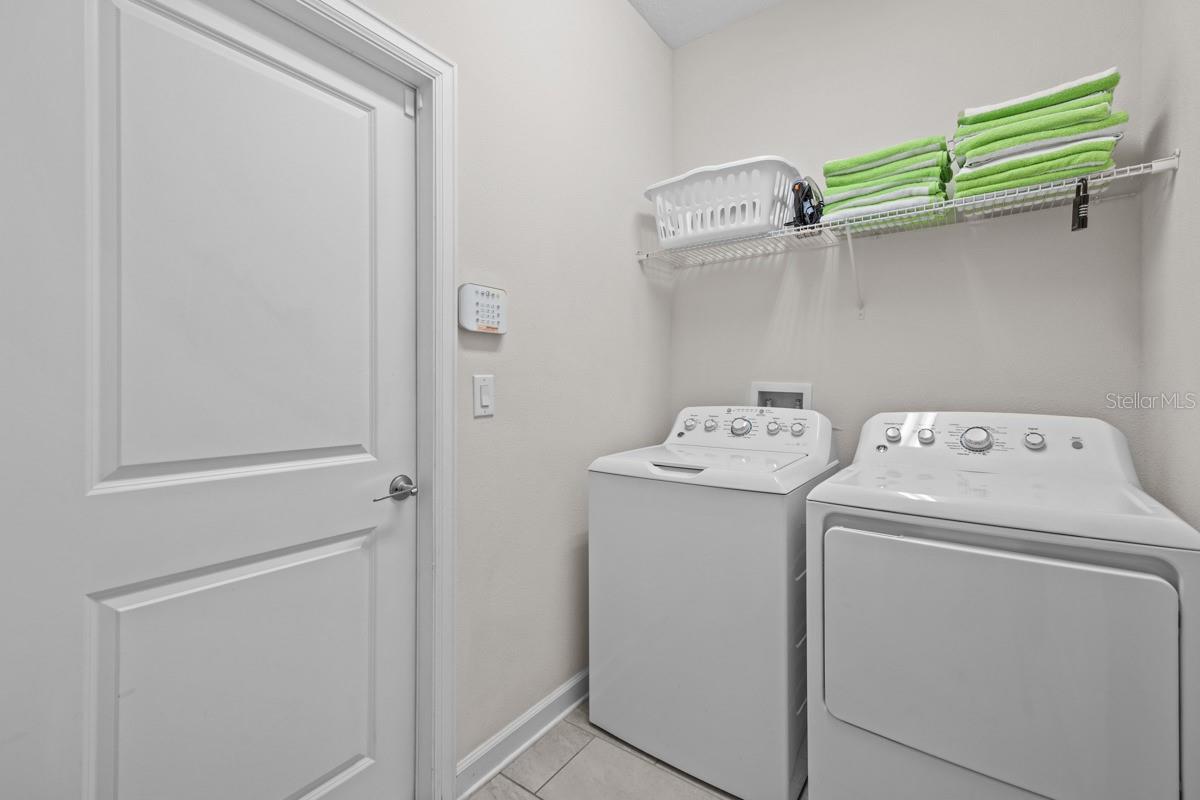 8822 INTERLOCKING CT, DAVENPORT, FL, 33896