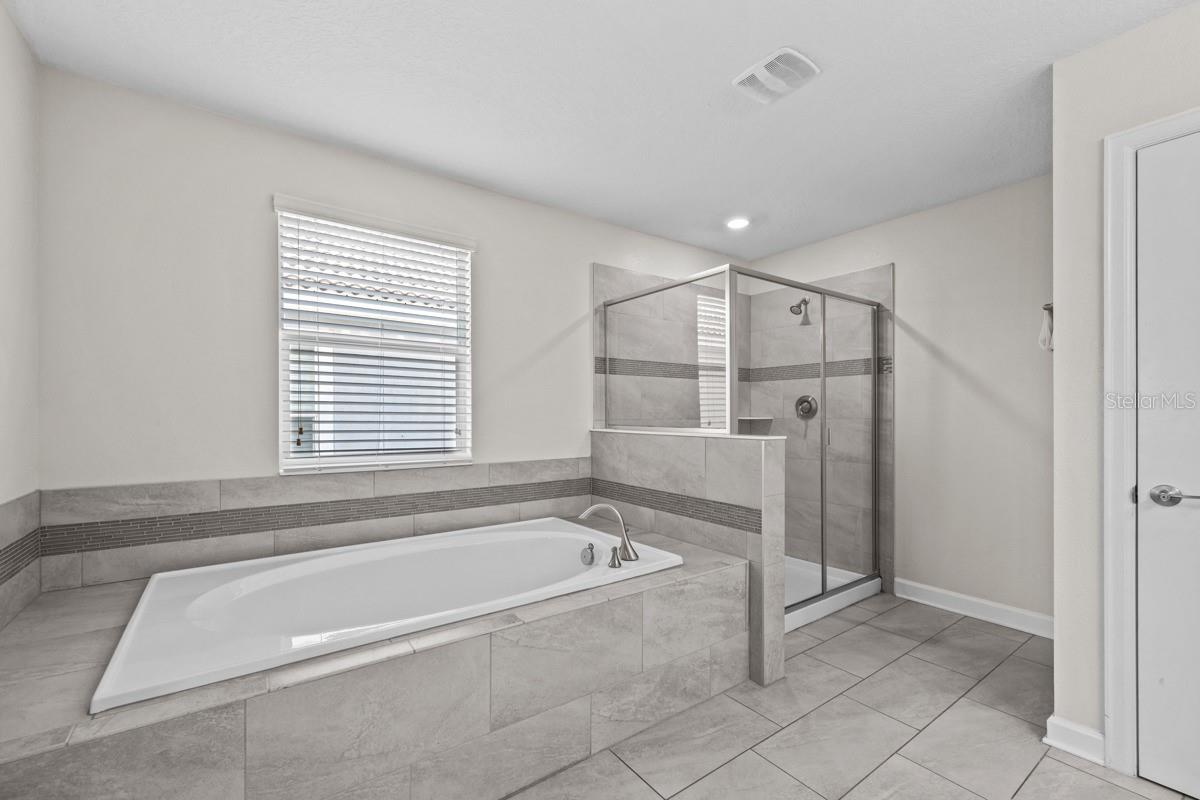 8822 INTERLOCKING CT, DAVENPORT, FL, 33896