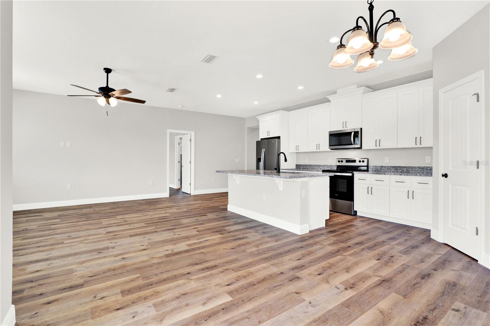 524 ELLIE CT, APOPKA, FL, 32703