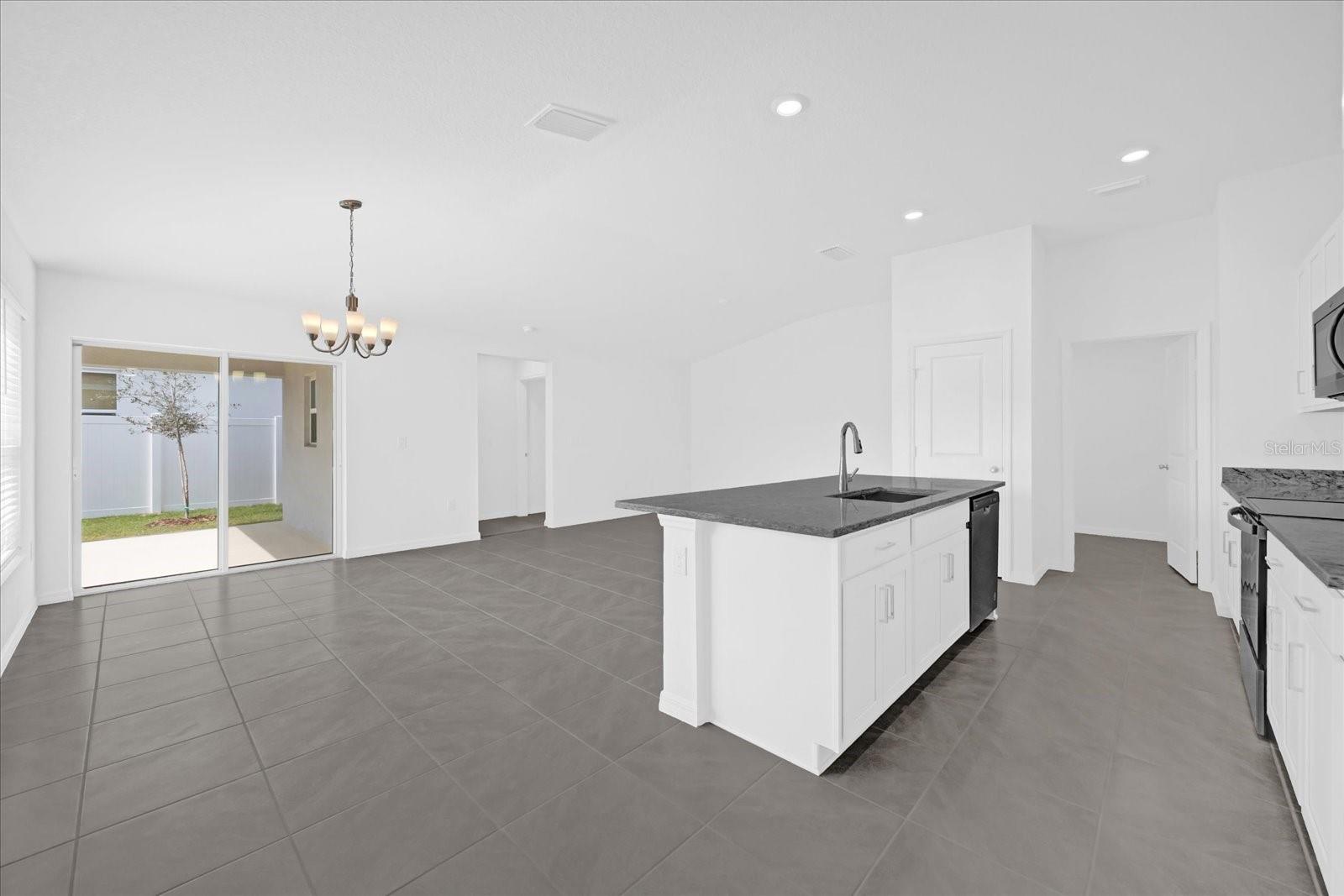 8620 CARIBBEAN PINE WAY, LAKELAND, FL, 33809