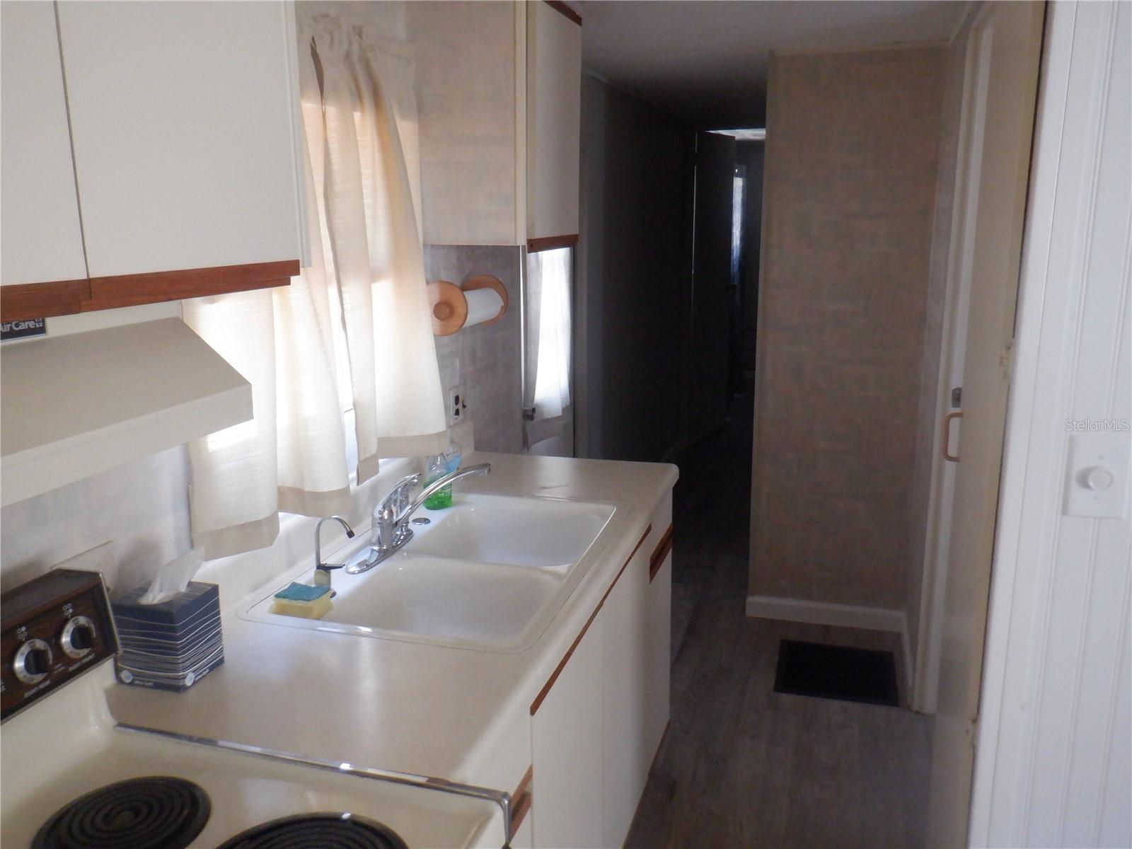 3600 KAUNA POINT DR, HOLIDAY, FL, 34691