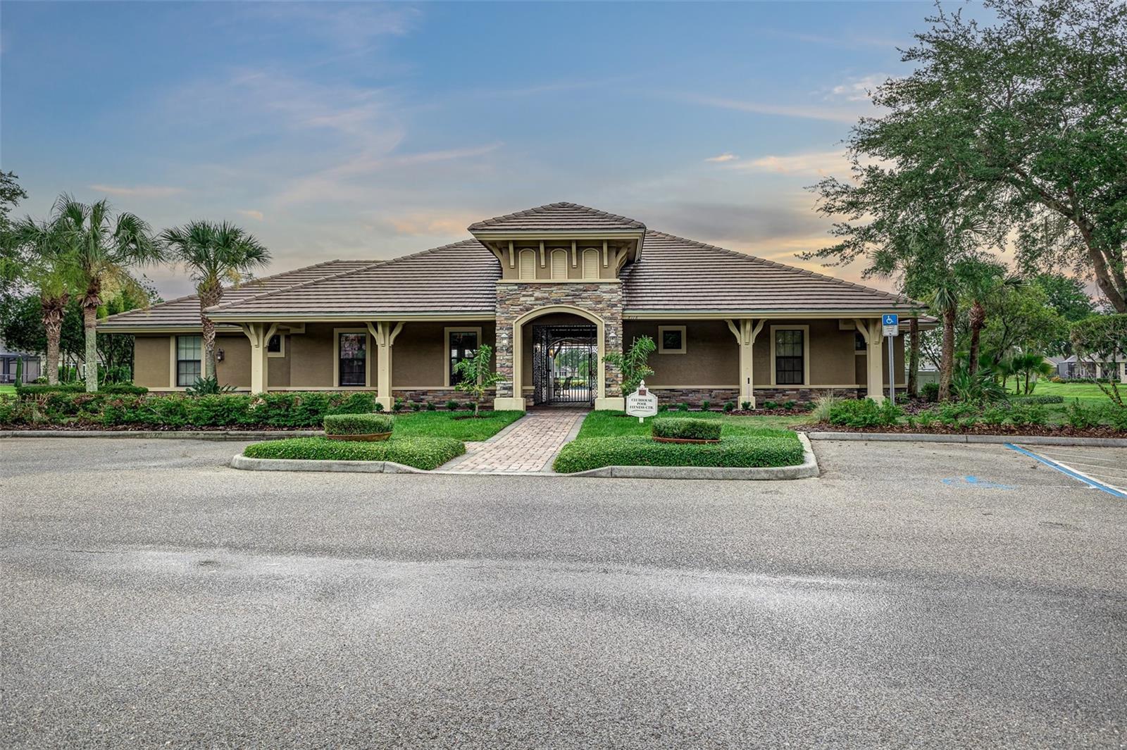 8288 LAKE JAMES DR, LAKELAND, FL, 33810