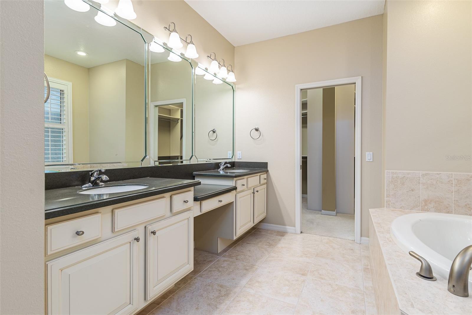 8288 LAKE JAMES DR, LAKELAND, FL, 33810