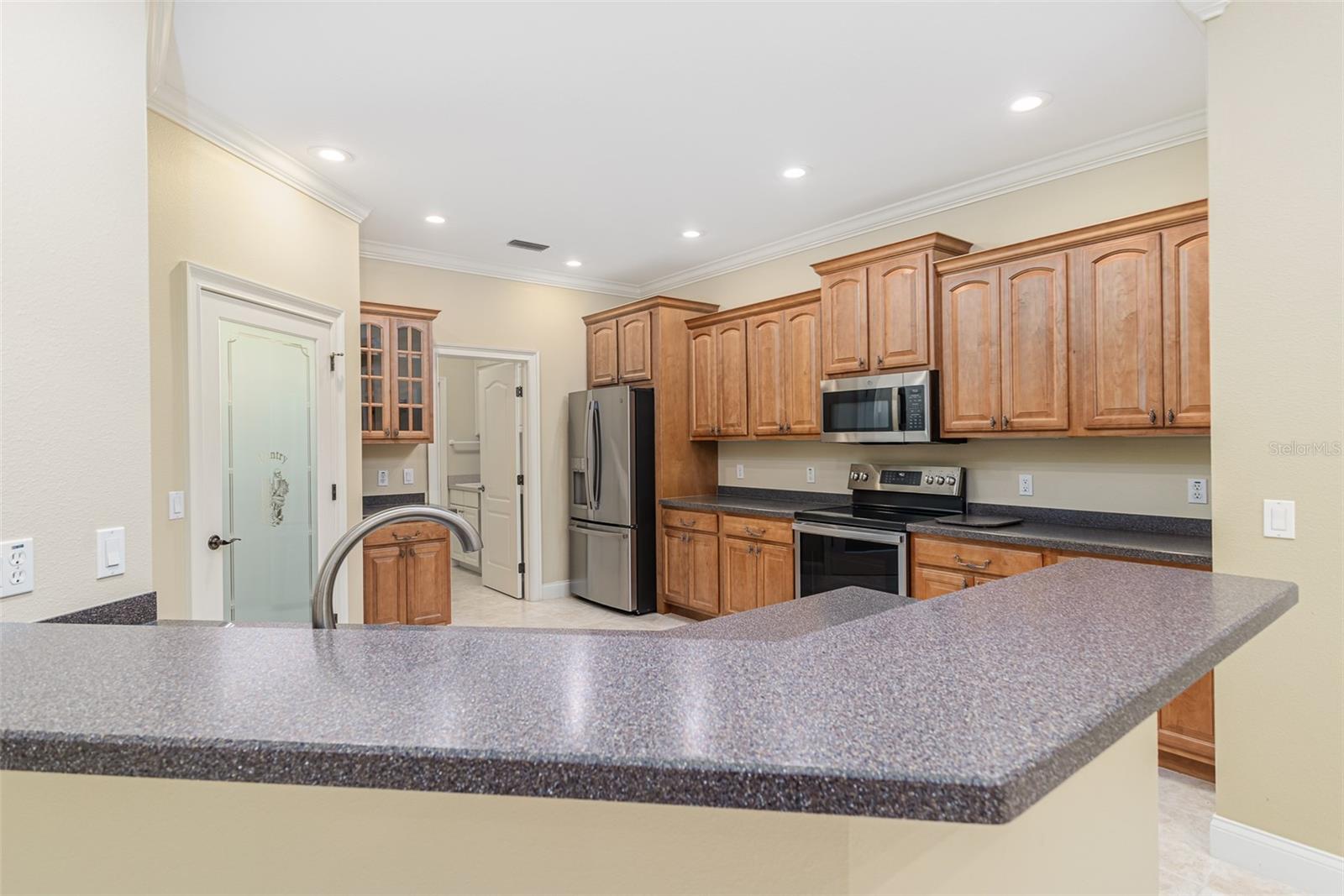 8288 LAKE JAMES DR, LAKELAND, FL, 33810