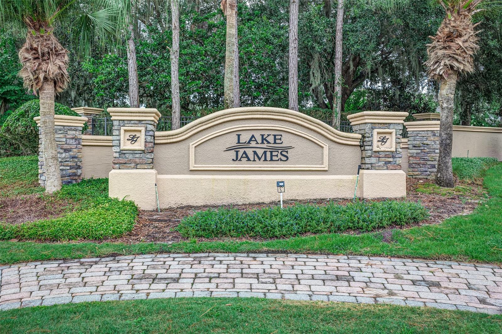8288 LAKE JAMES DR, LAKELAND, FL, 33810