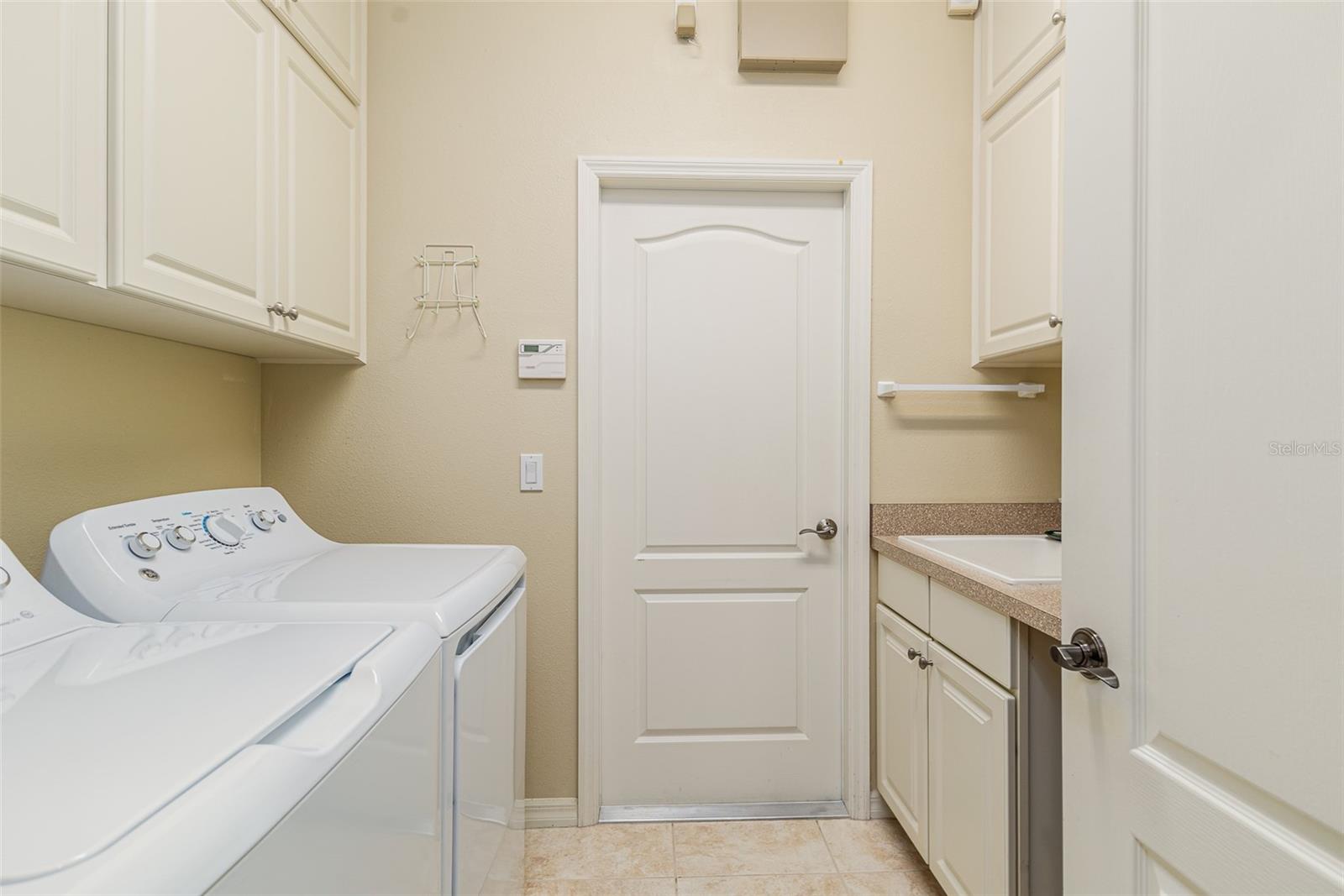 8288 LAKE JAMES DR, LAKELAND, FL, 33810