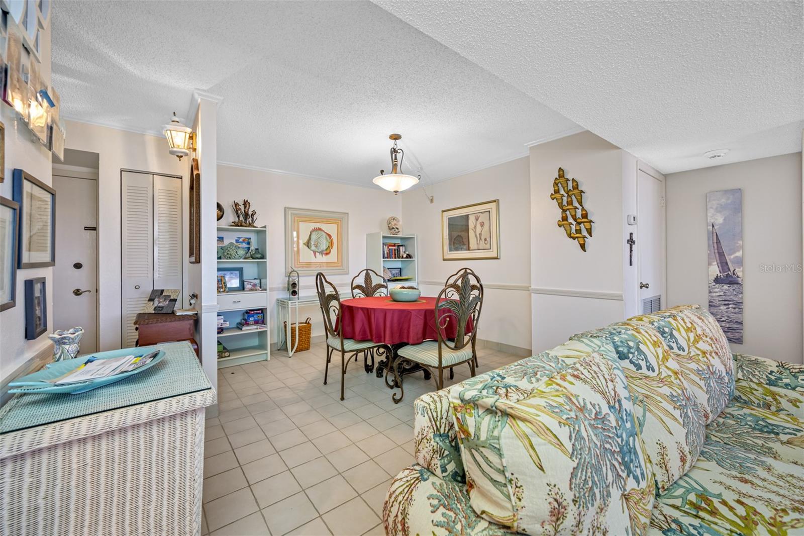 1 KEY CAPRI #104E, TREASURE ISLAND, FL, 33706