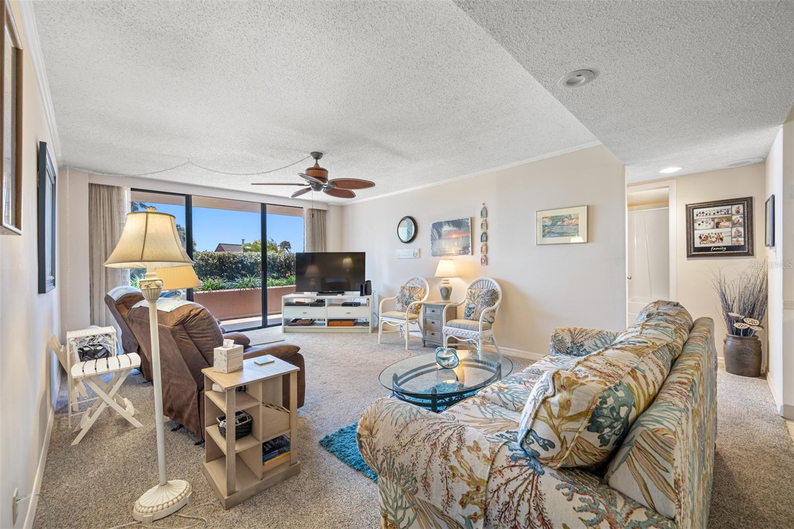 1 KEY CAPRI #104E, TREASURE ISLAND, FL, 33706