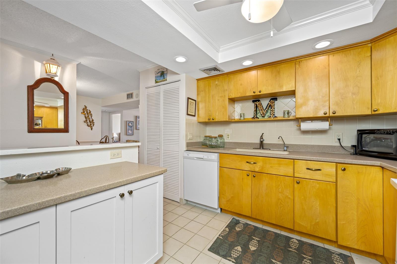 1 KEY CAPRI #104E, TREASURE ISLAND, FL, 33706
