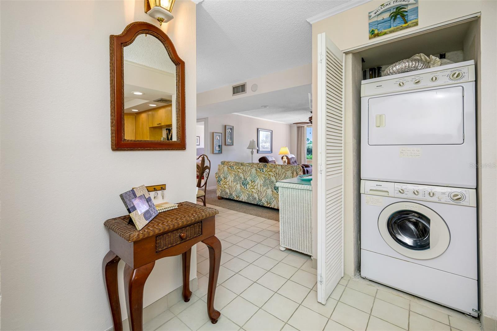 1 KEY CAPRI #104E, TREASURE ISLAND, FL, 33706