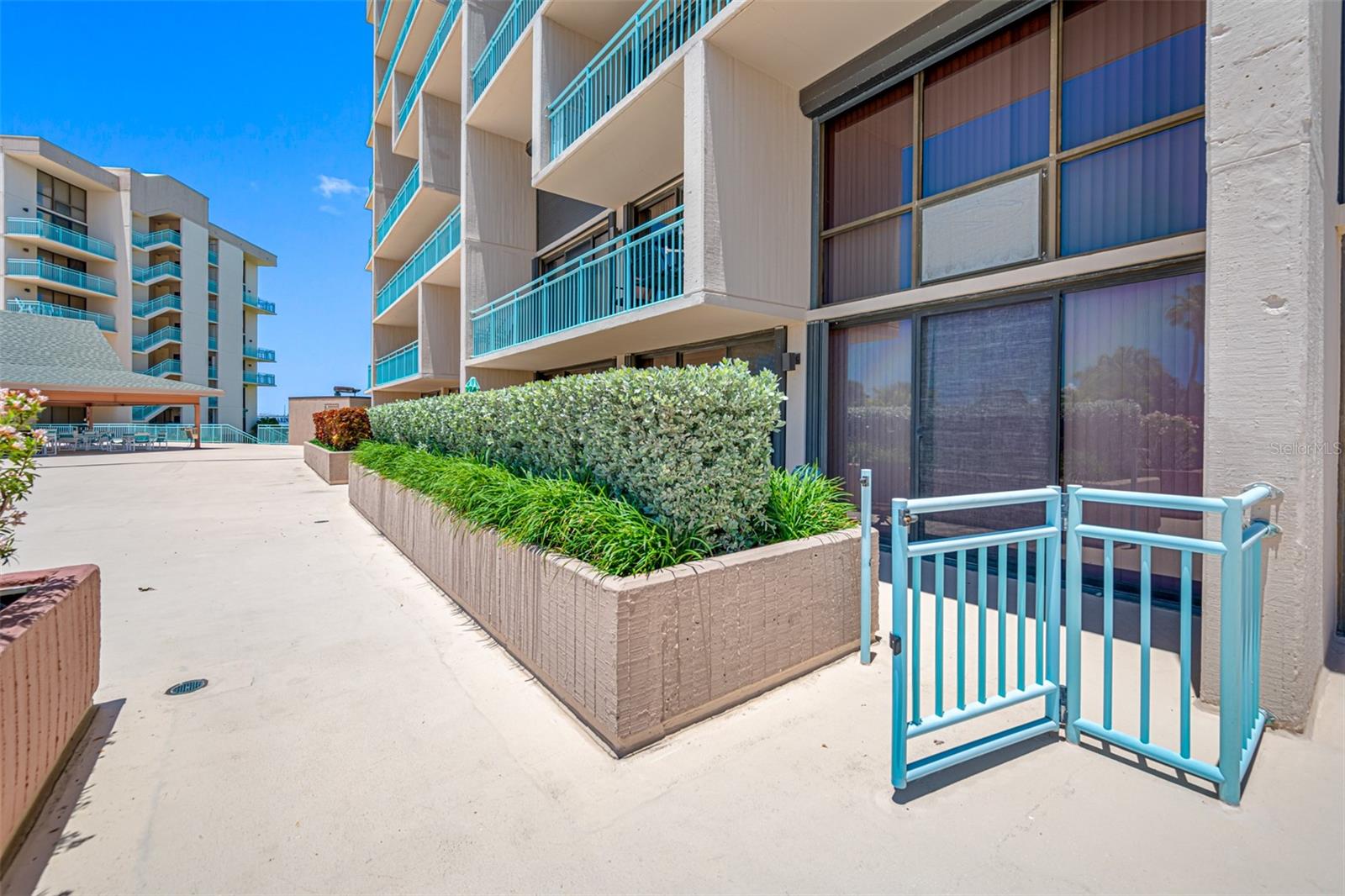 1 KEY CAPRI #104E, TREASURE ISLAND, FL, 33706