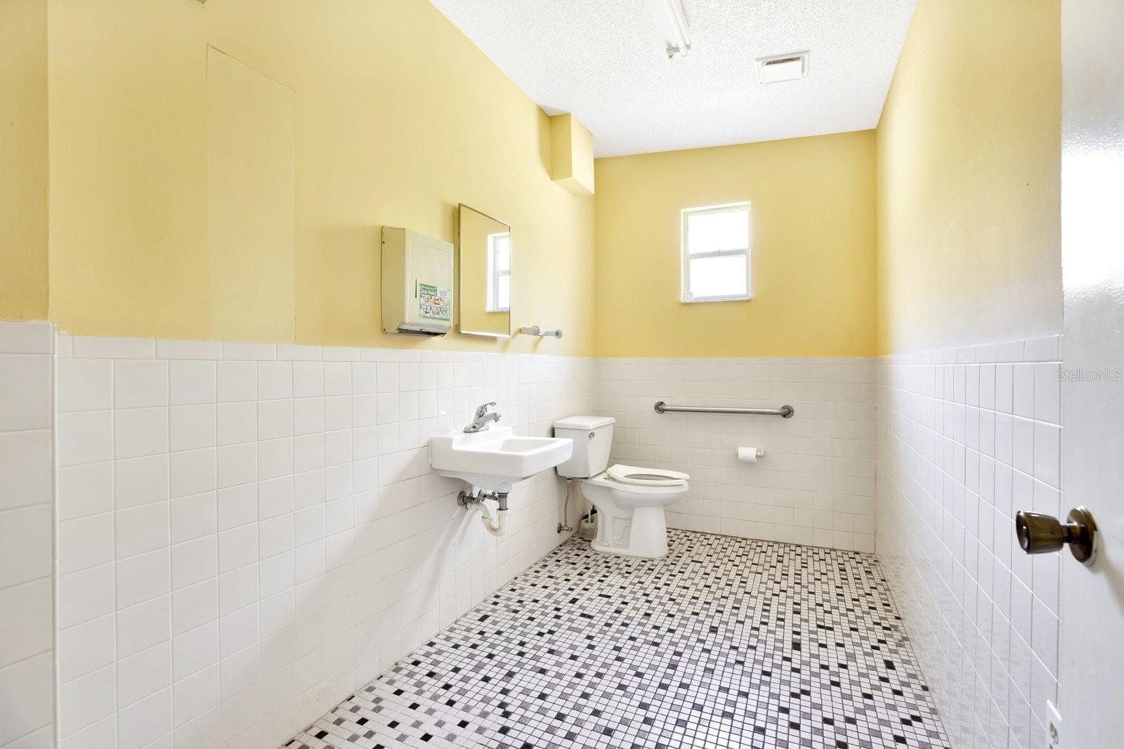 14120 OLD DIXIE HWY, HUDSON, FL, 34667