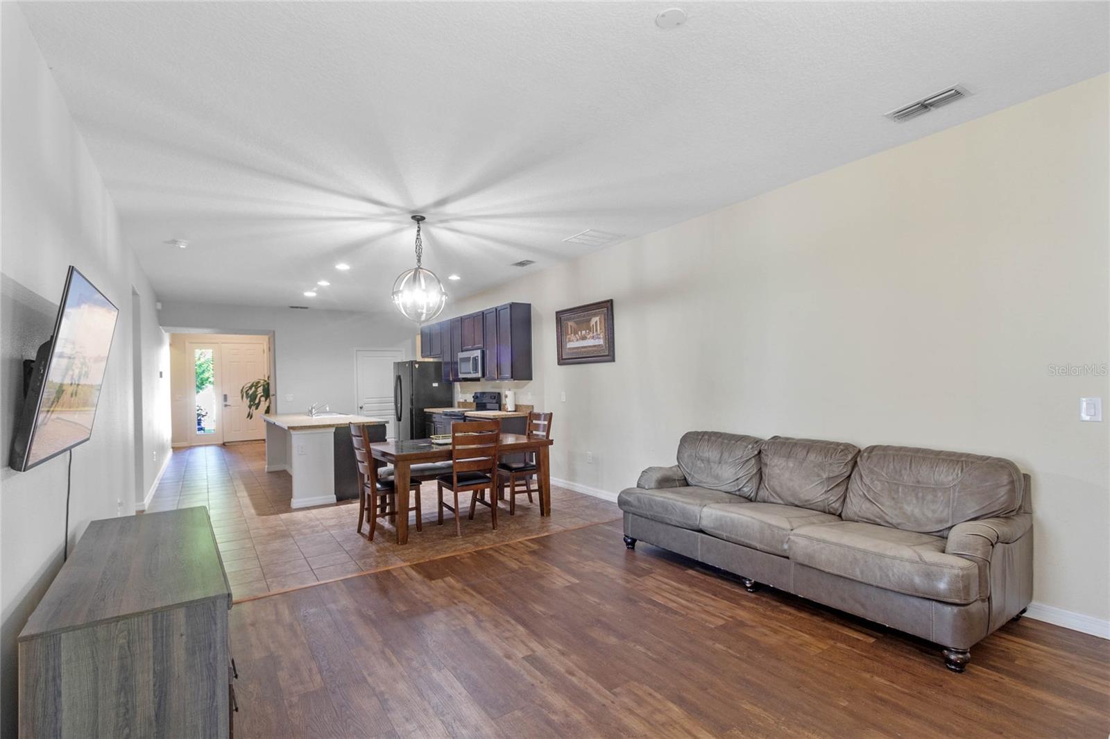 9342 OGLETHORPE DR, GROVELAND, FL, 34736