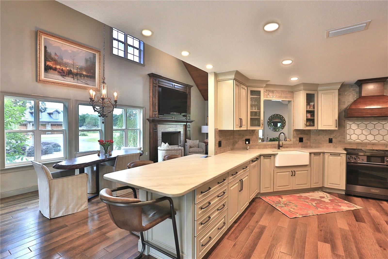 OM679092 Property Photo