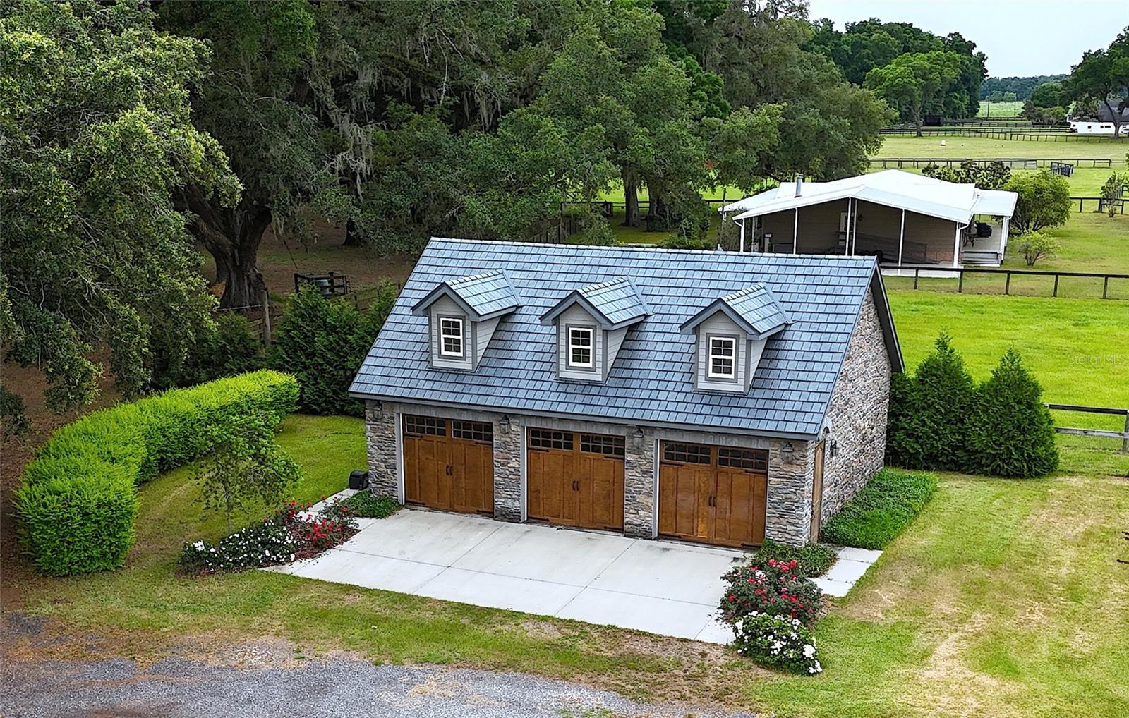 OM679092 Property Photo