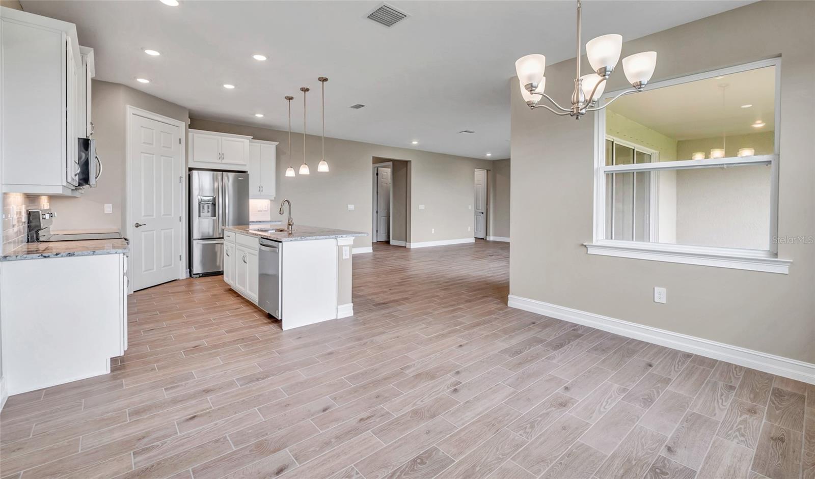 15512 GREENWOOD AVE, PORT CHARLOTTE, FL, 33981