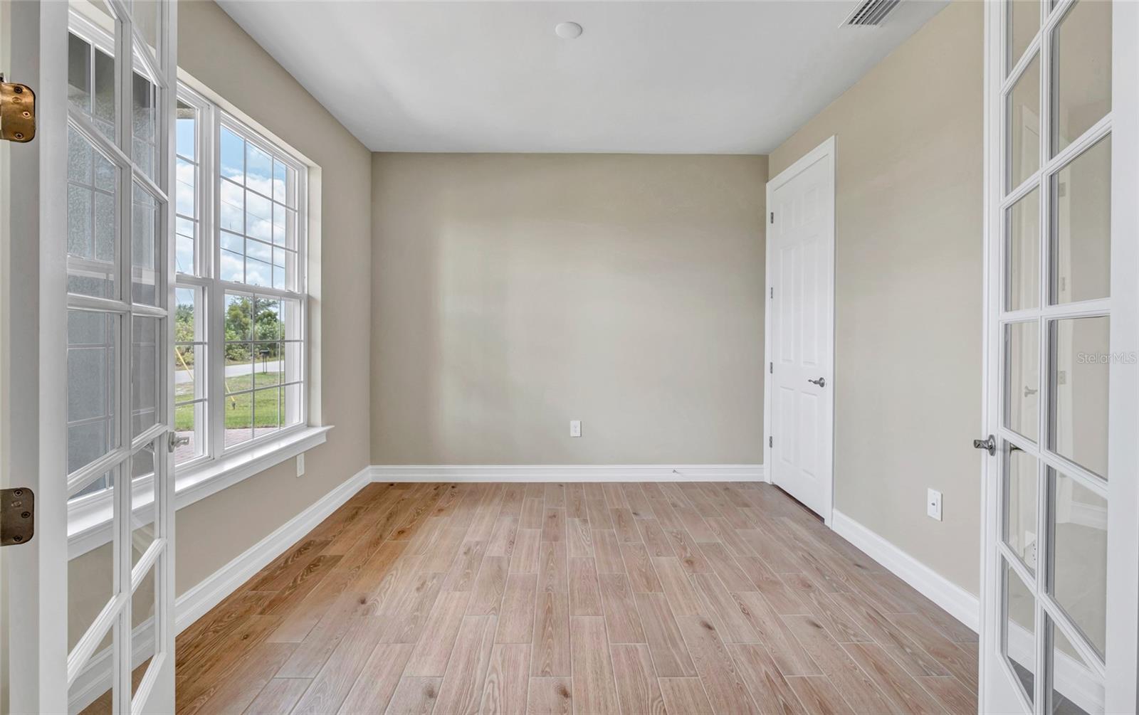 15512 GREENWOOD AVE, PORT CHARLOTTE, FL, 33981