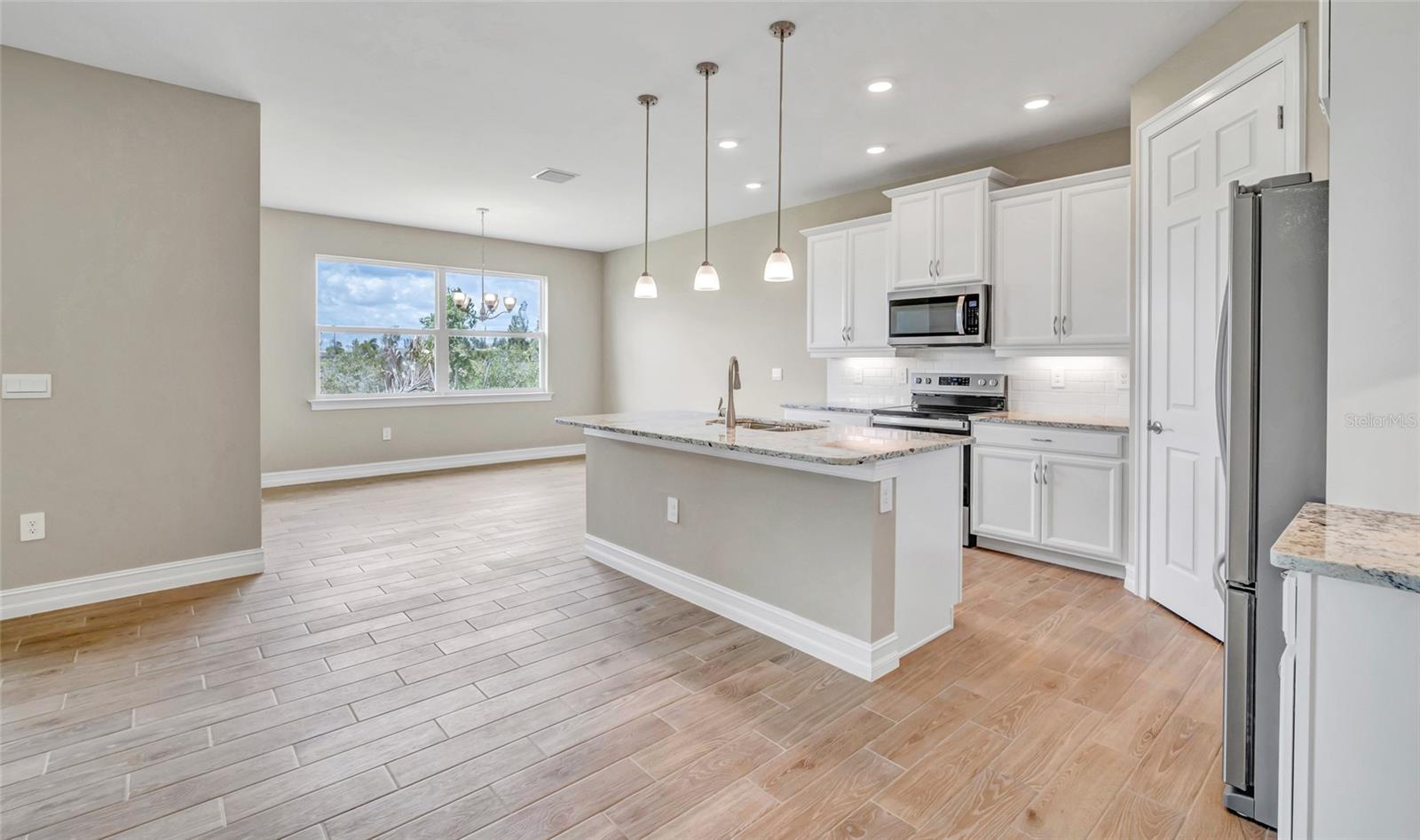 15512 GREENWOOD AVE, PORT CHARLOTTE, FL, 33981