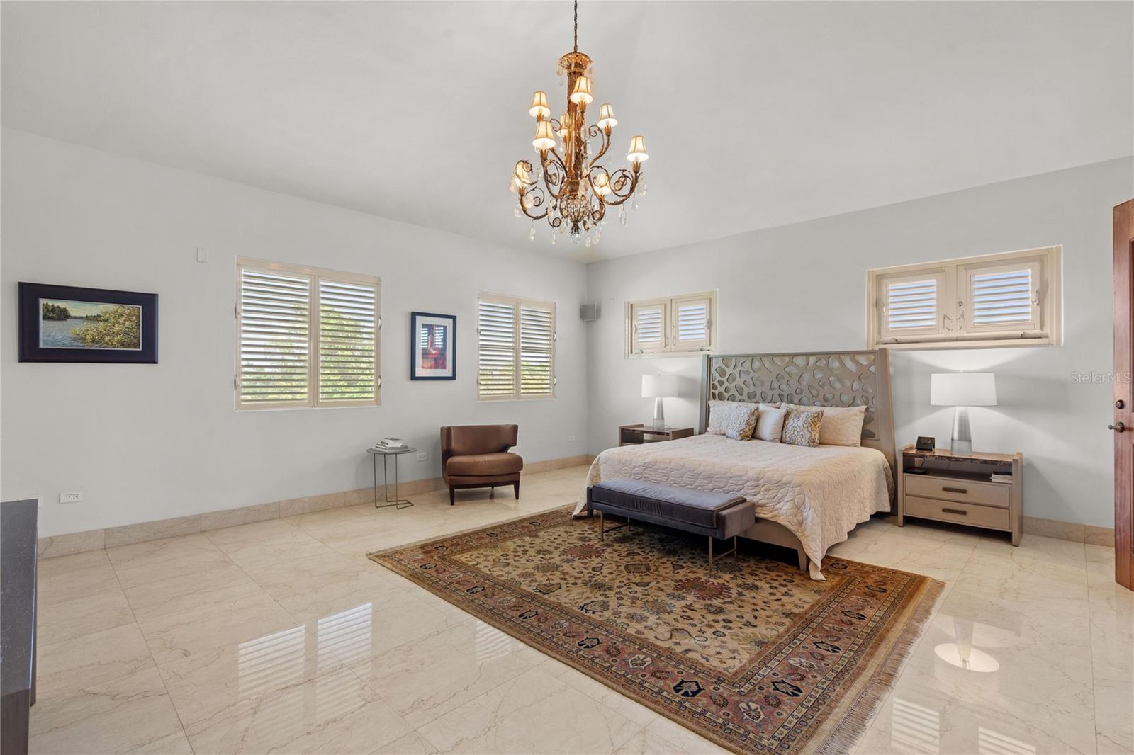 PR9106431 Property Photo