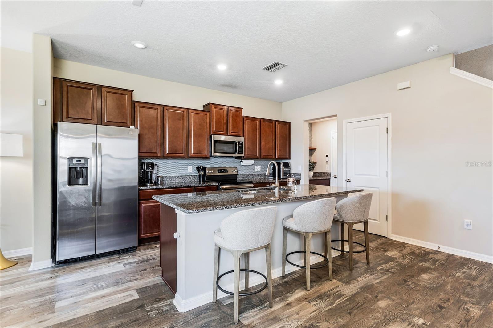 31807 BLUE PASSING LOOP, WESLEY CHAPEL, FL, 33545
