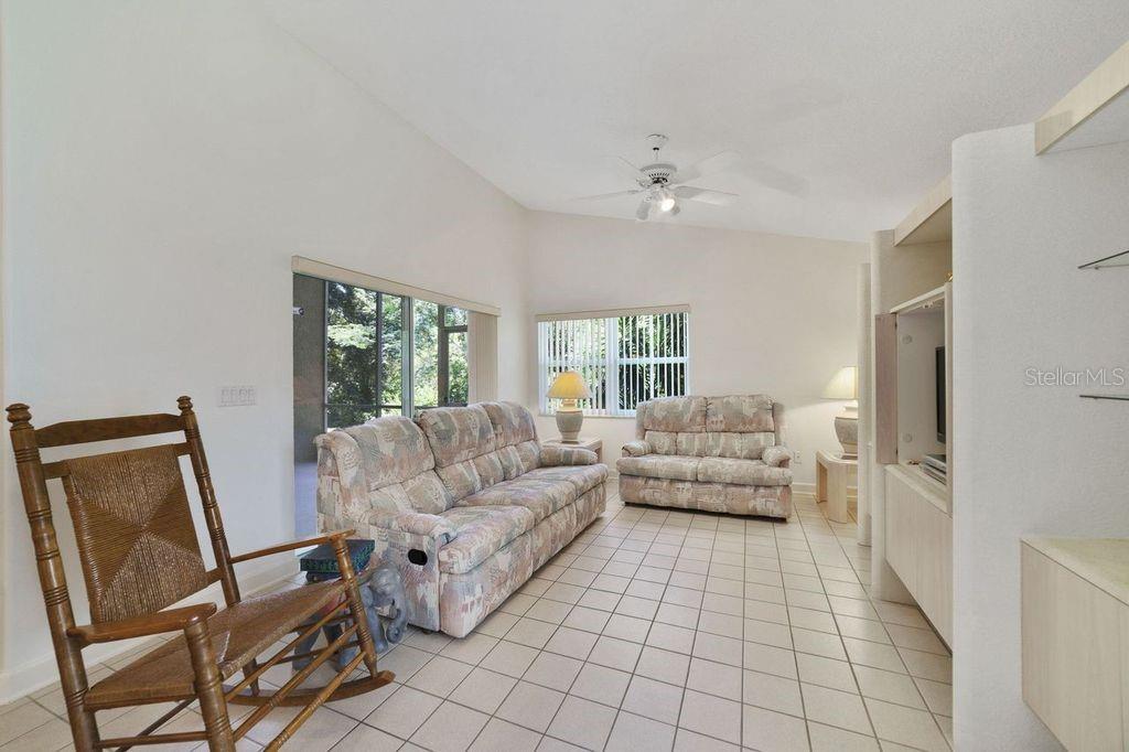 1805 BAILLIE GLASS LN, ORLANDO, FL, 32835