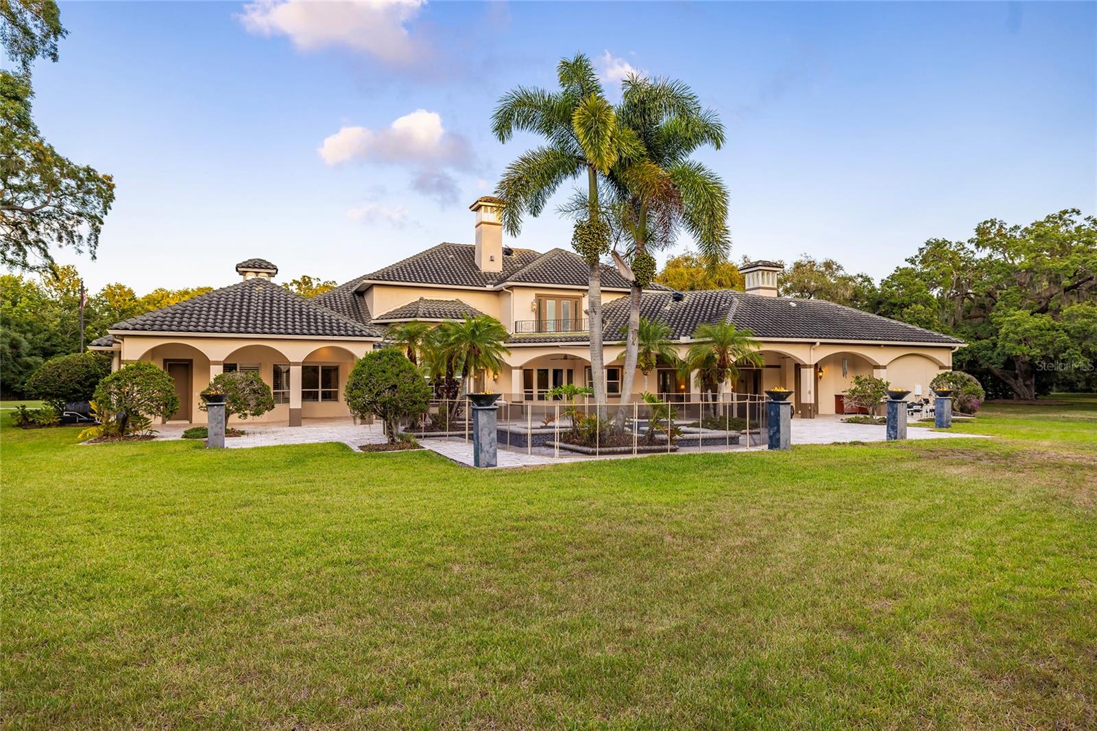 550 E EAST LAKE RD N, TARPON SPRINGS, FL, 34688