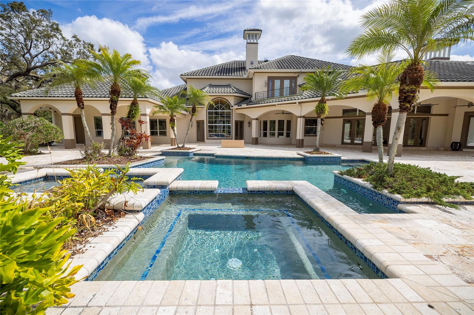550 E EAST LAKE RD N, TARPON SPRINGS, FL, 34688