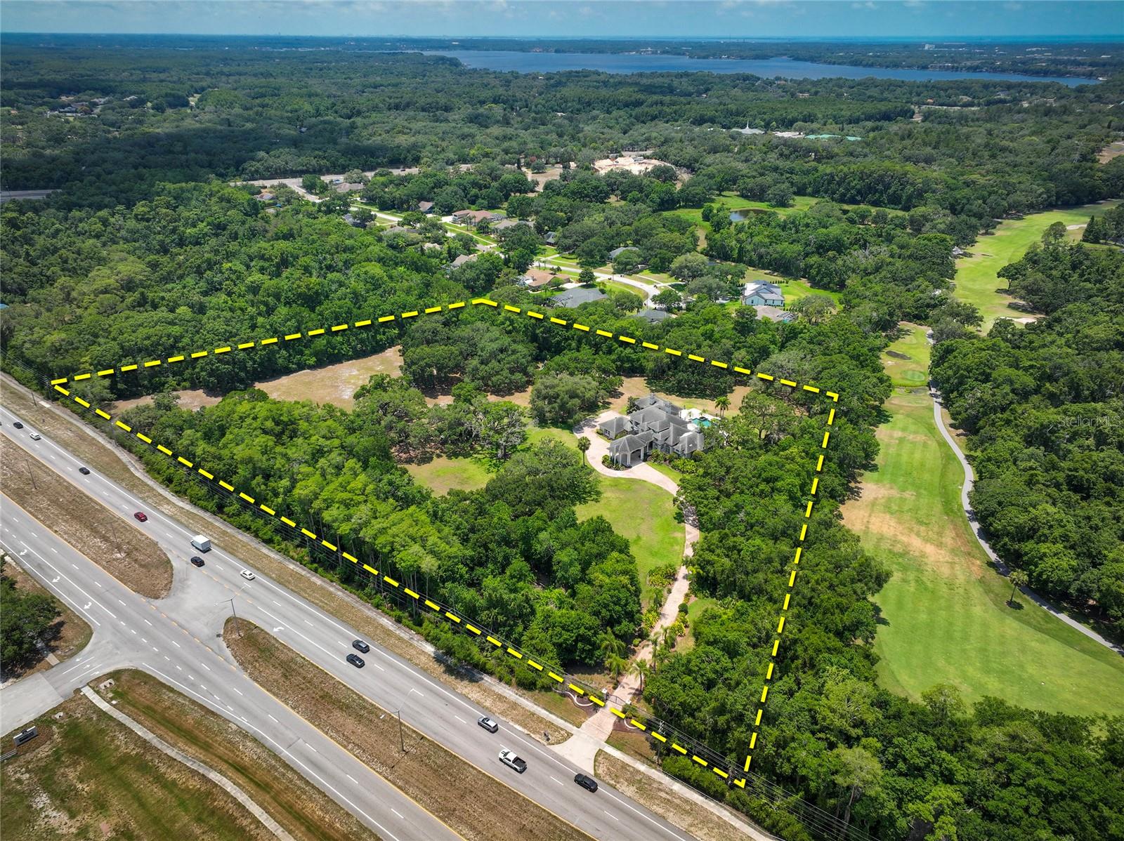 550 E EAST LAKE RD N, TARPON SPRINGS, FL, 34688