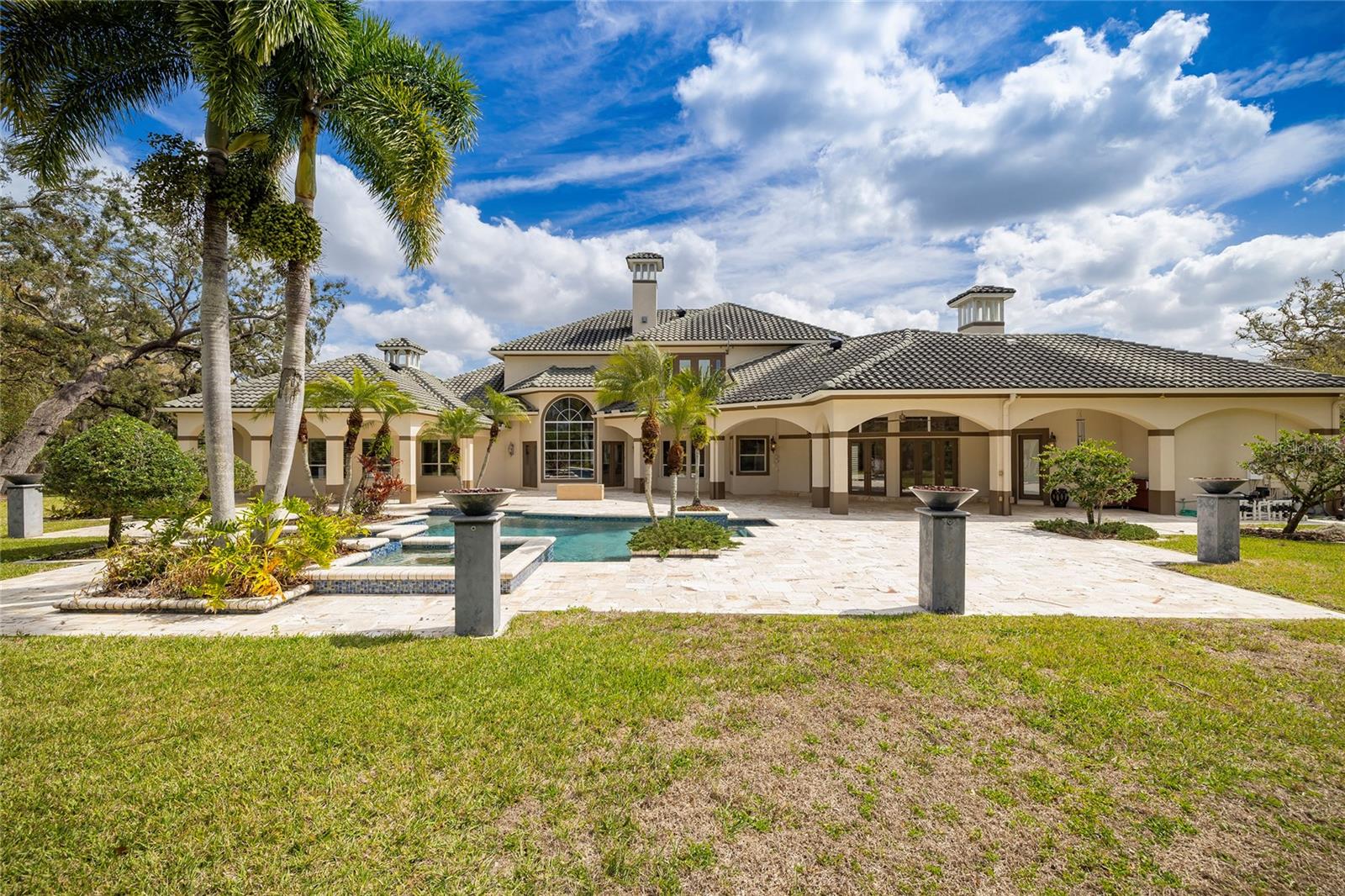 550 E EAST LAKE RD N, TARPON SPRINGS, FL, 34688