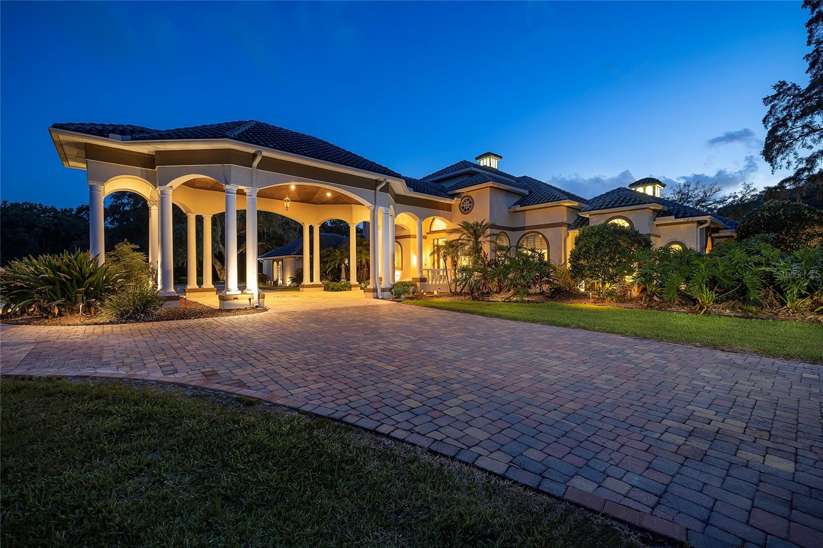 550 E EAST LAKE RD N, TARPON SPRINGS, FL, 34688