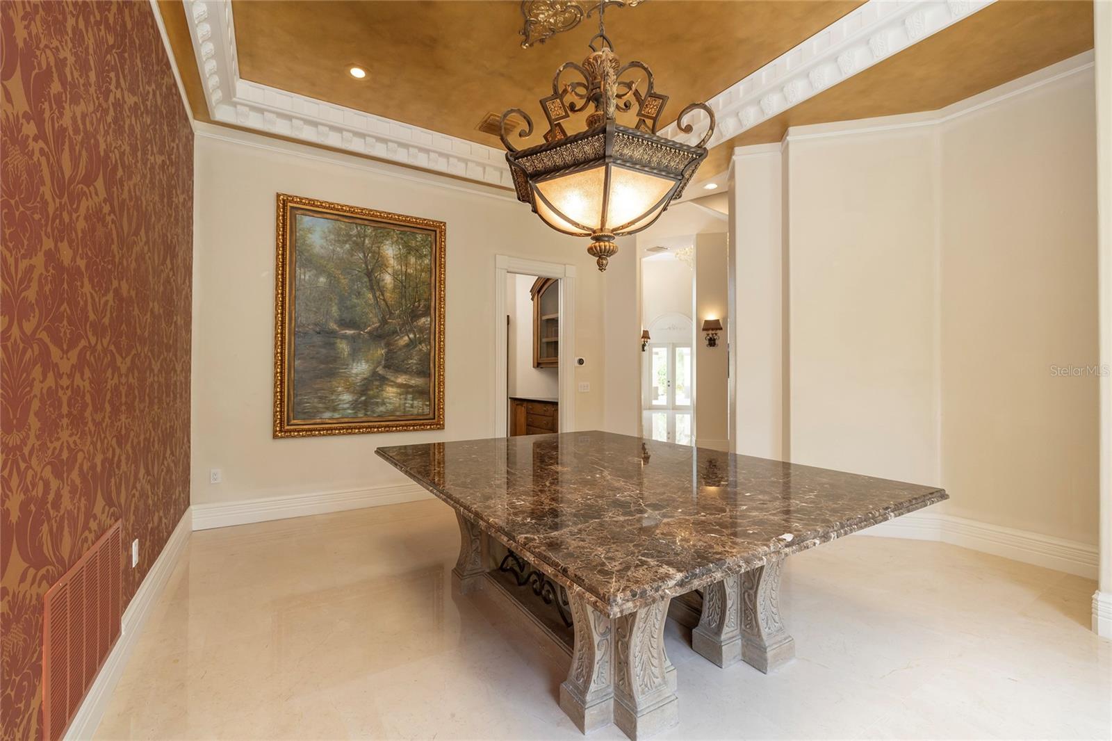 550 E EAST LAKE RD N, TARPON SPRINGS, FL, 34688