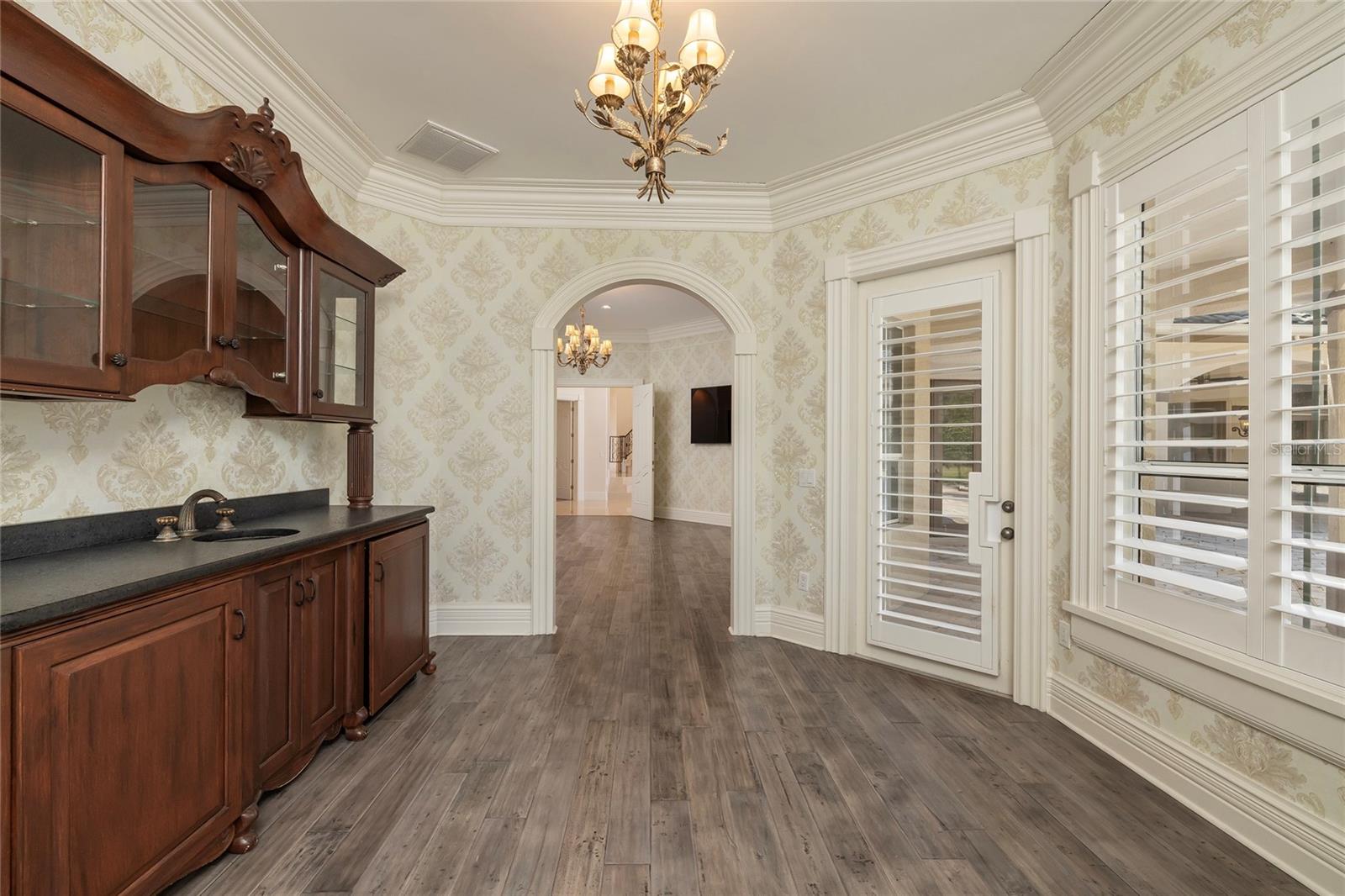 550 E EAST LAKE RD N, TARPON SPRINGS, FL, 34688