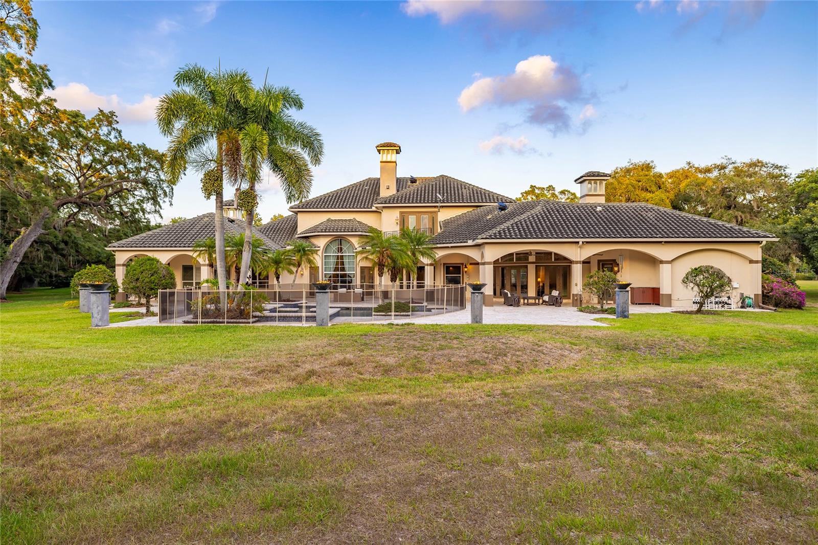 550 E EAST LAKE RD N, TARPON SPRINGS, FL, 34688