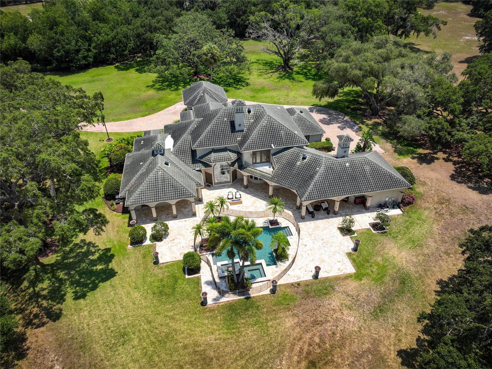 550 E EAST LAKE RD N, TARPON SPRINGS, FL, 34688