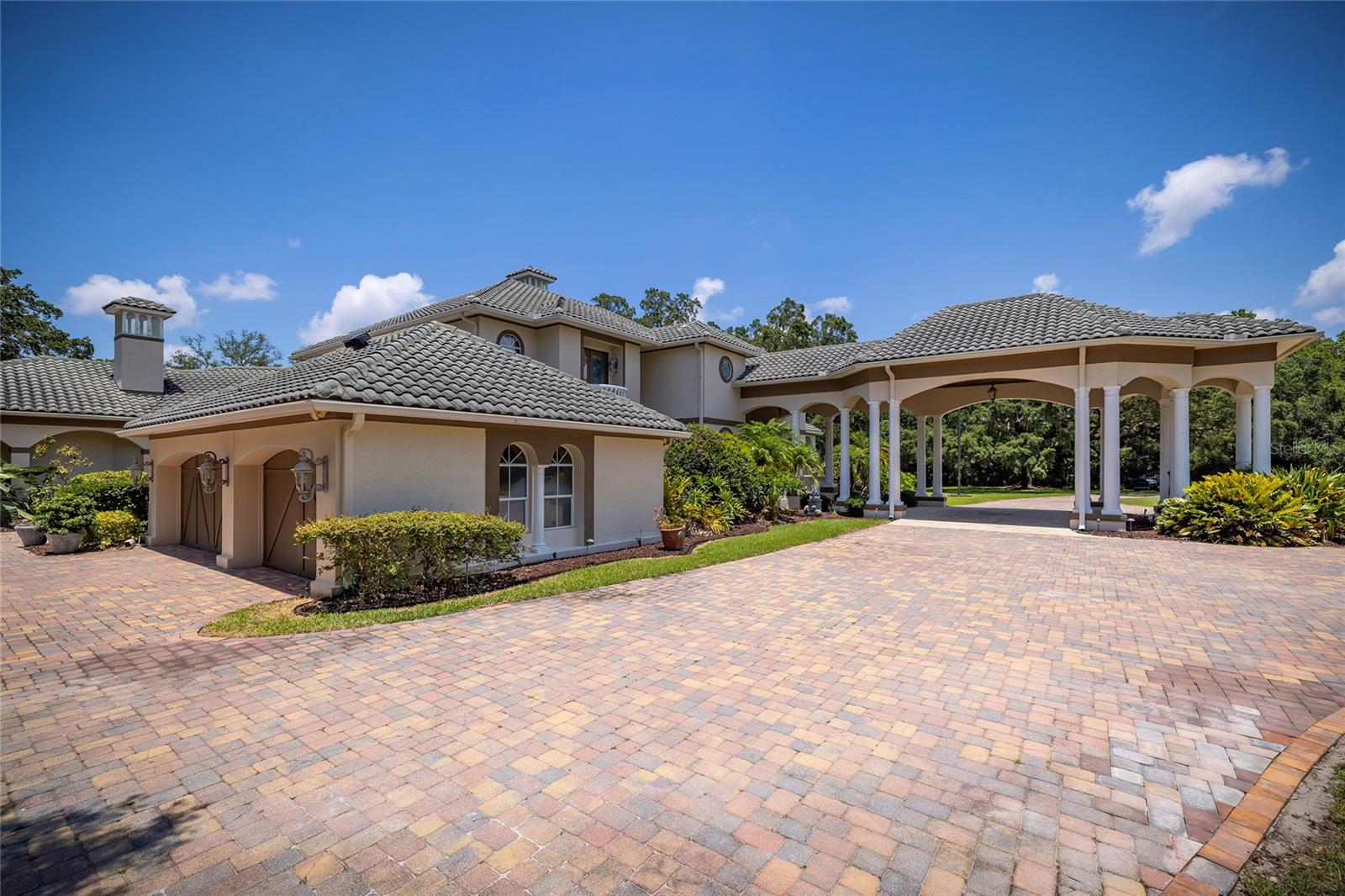 550 E EAST LAKE RD N, TARPON SPRINGS, FL, 34688