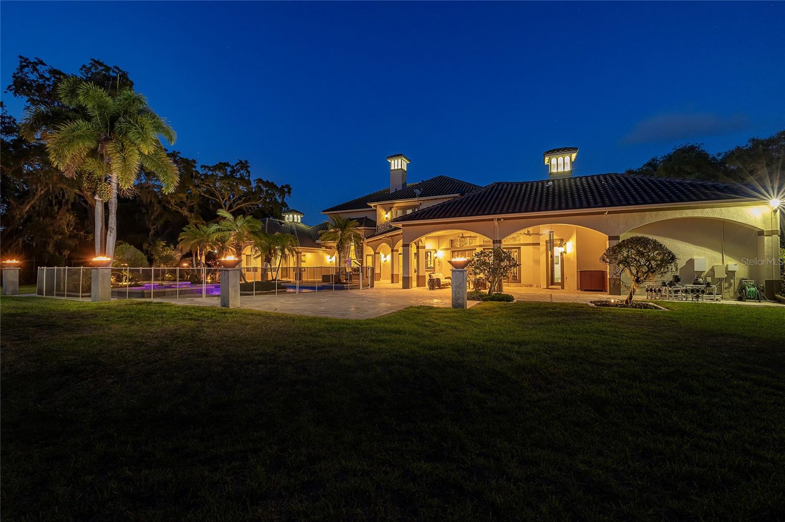 550 E EAST LAKE RD N, TARPON SPRINGS, FL, 34688