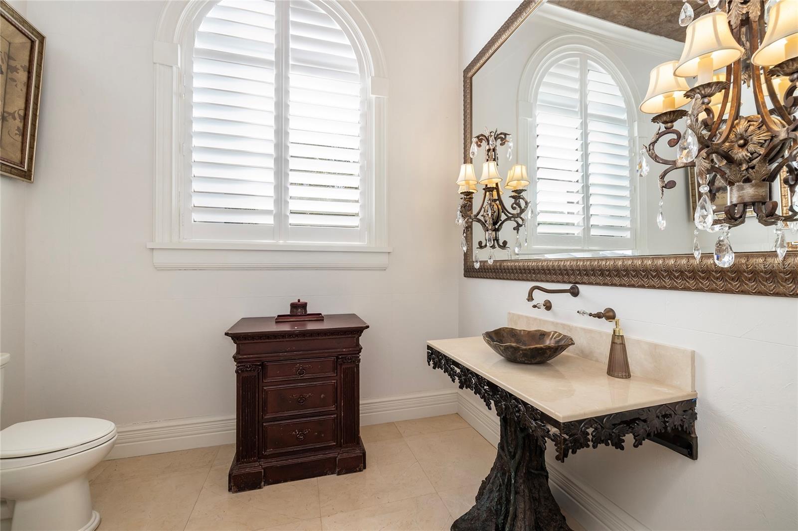 550 E EAST LAKE RD N, TARPON SPRINGS, FL, 34688