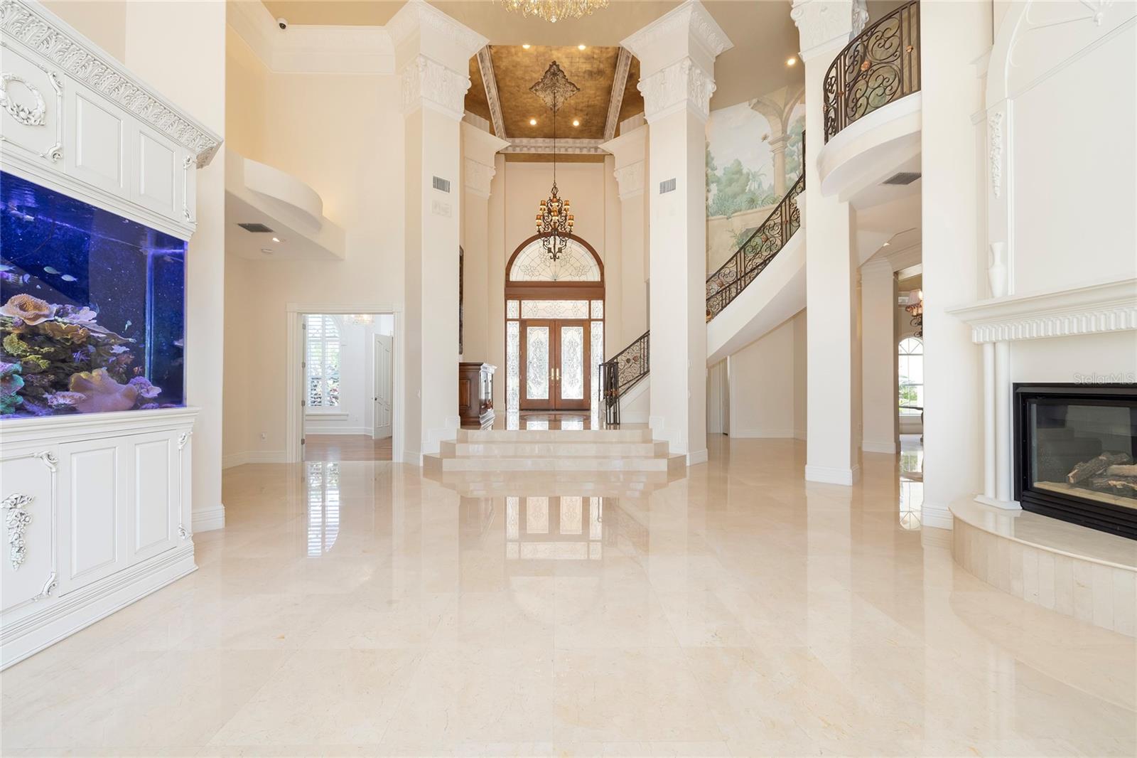 550 E EAST LAKE RD N, TARPON SPRINGS, FL, 34688