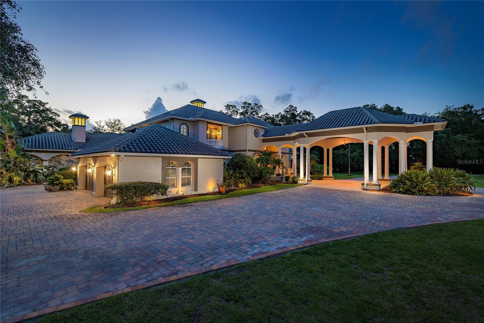 550 E EAST LAKE RD N, TARPON SPRINGS, FL, 34688
