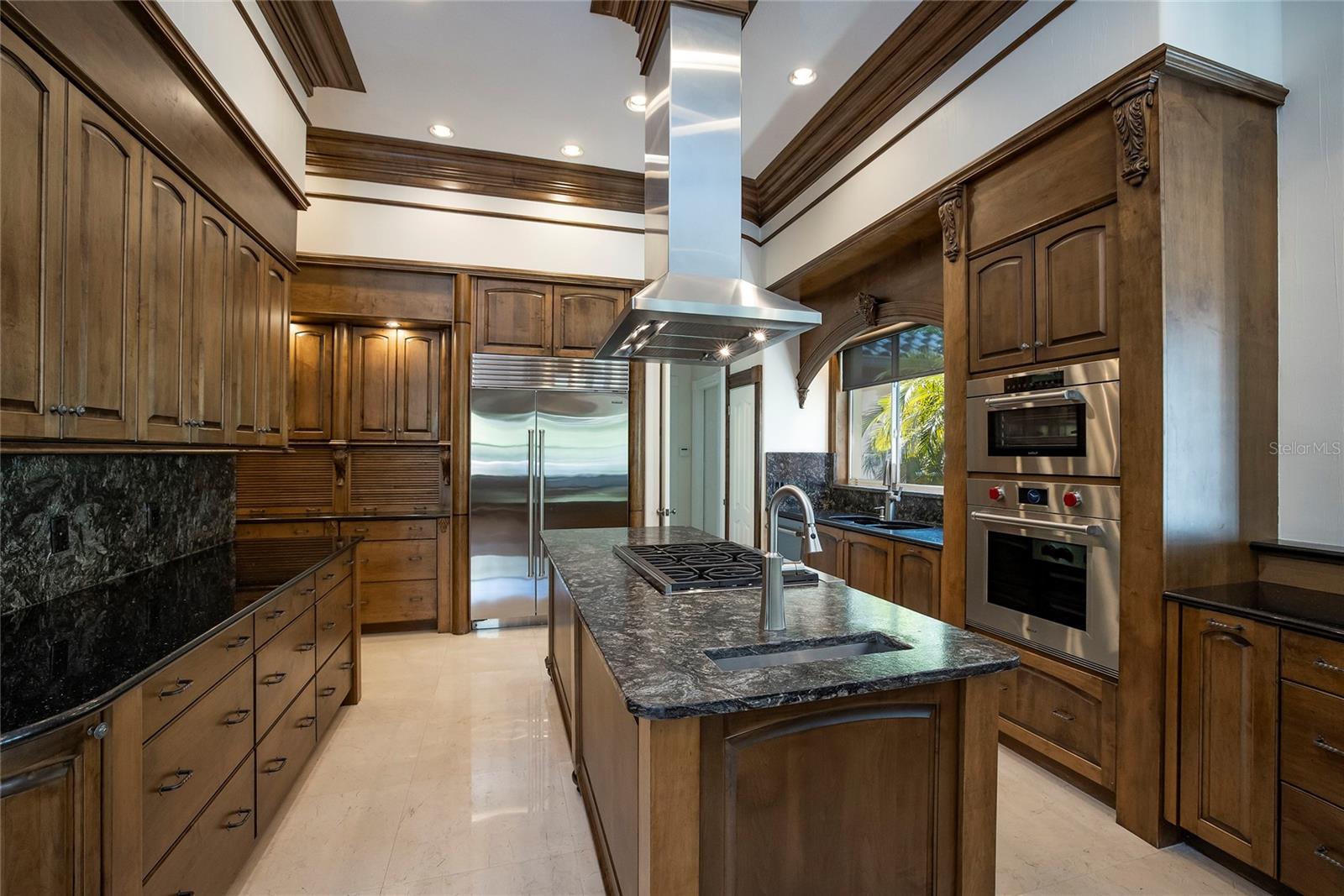 550 E EAST LAKE RD N, TARPON SPRINGS, FL, 34688