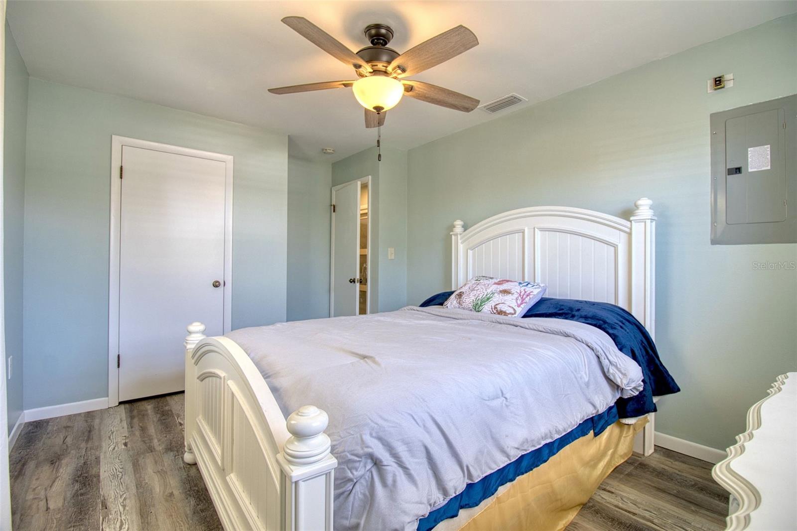 6629 HARBOR DR, HUDSON, FL, 34667