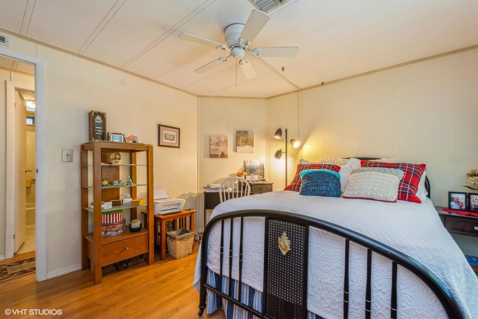 400 BLUE MARLIN DR, OLDSMAR, FL, 34677