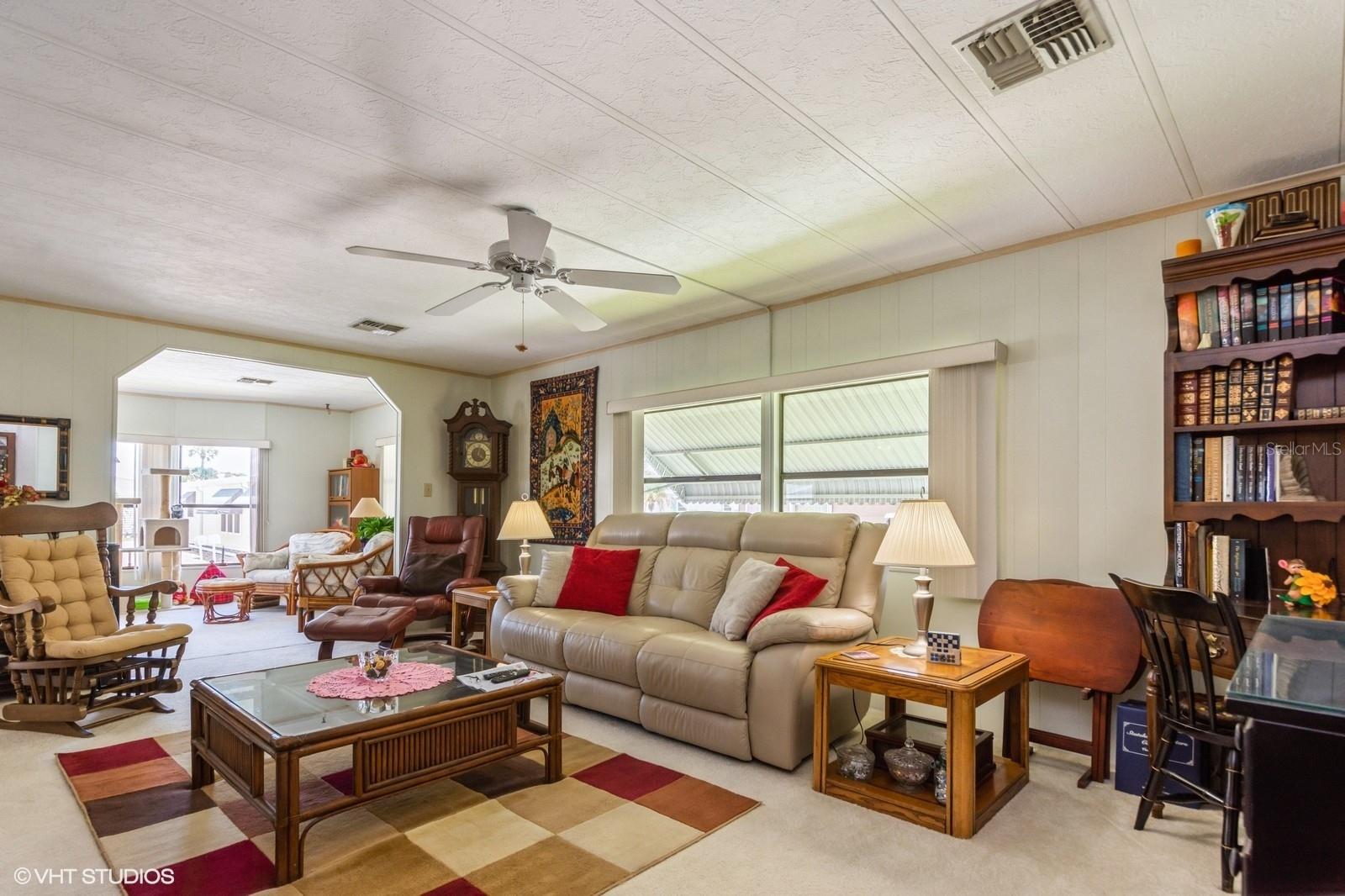 400 BLUE MARLIN DR, OLDSMAR, FL, 34677