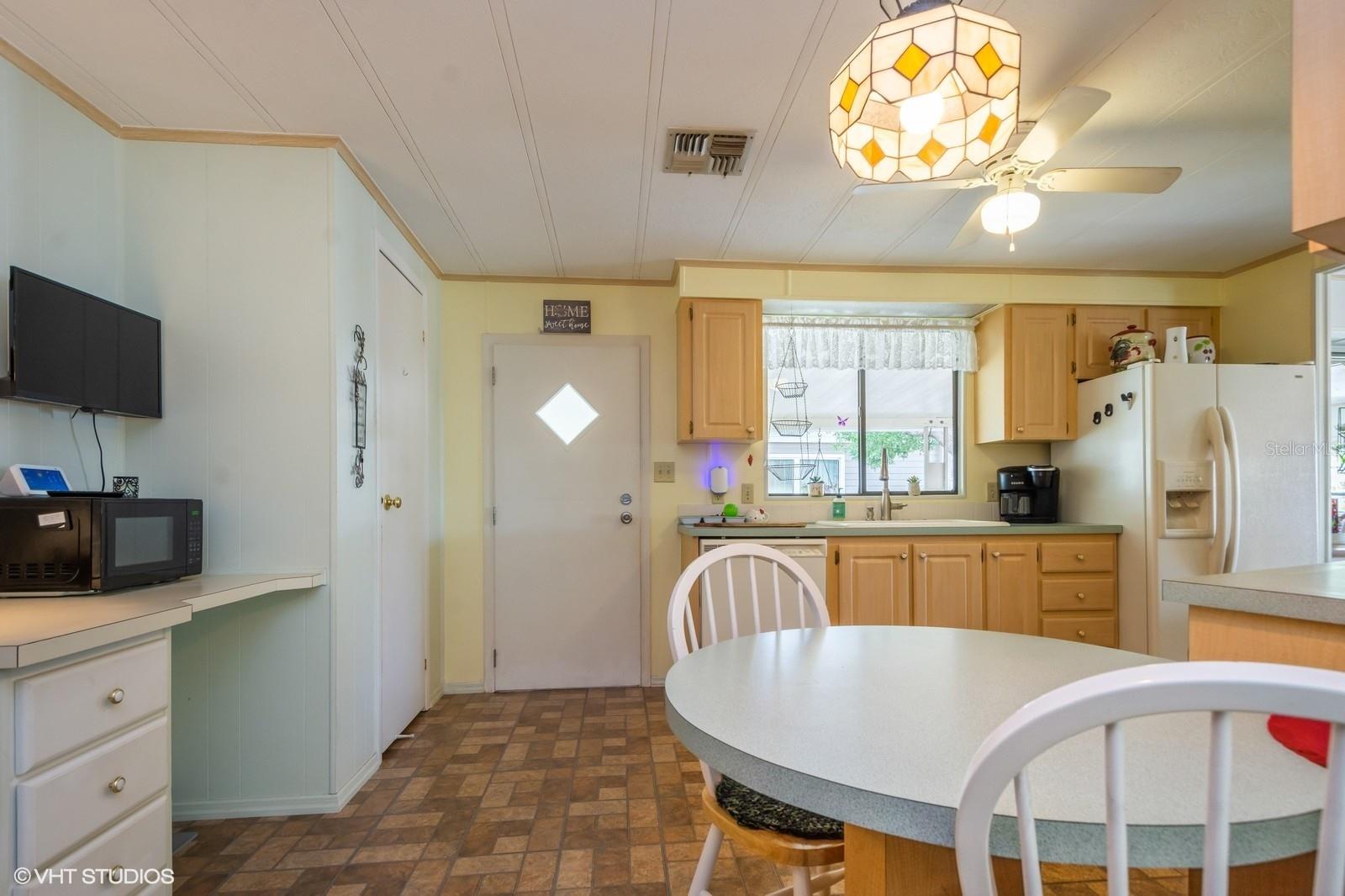 400 BLUE MARLIN DR, OLDSMAR, FL, 34677