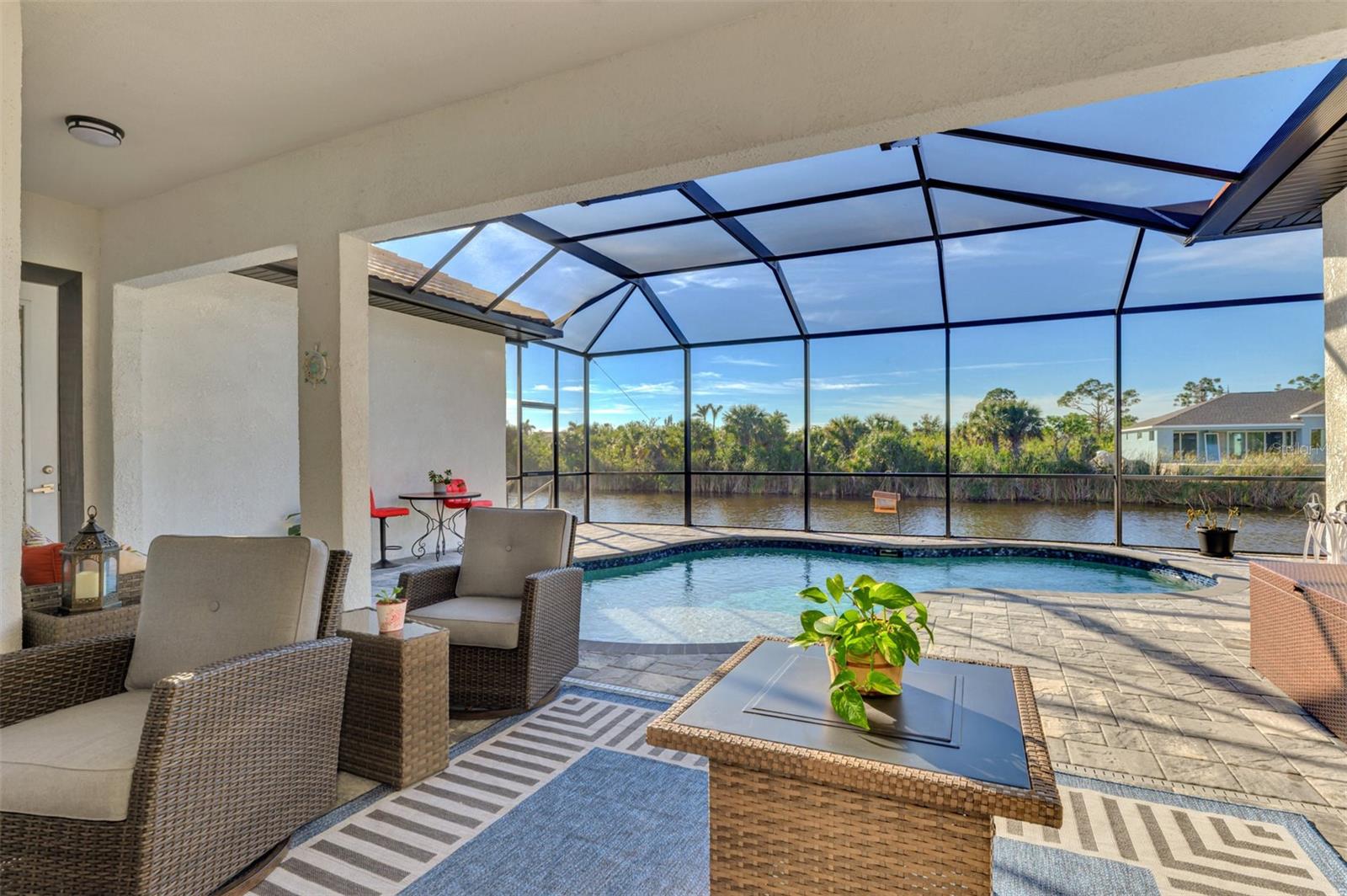 15504 HENNIPEN CIR, PORT CHARLOTTE, FL, 33981