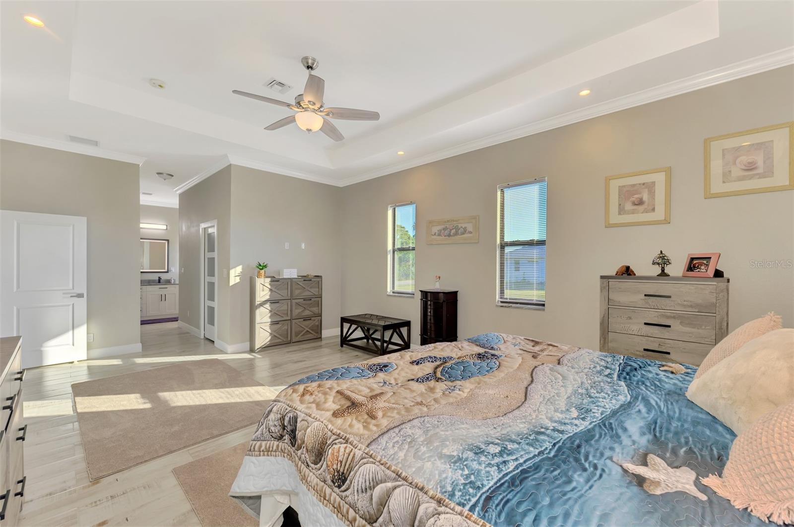 15504 HENNIPEN CIR, PORT CHARLOTTE, FL, 33981