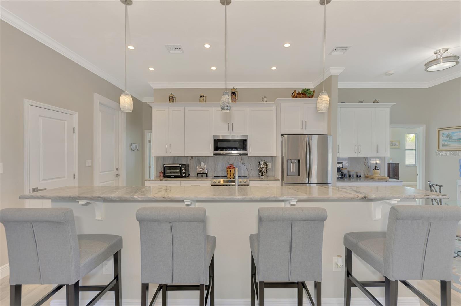 15504 HENNIPEN CIR, PORT CHARLOTTE, FL, 33981