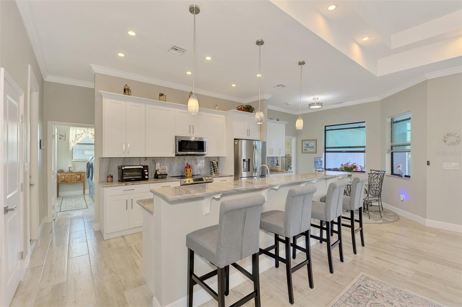 15504 HENNIPEN CIR, PORT CHARLOTTE, FL, 33981